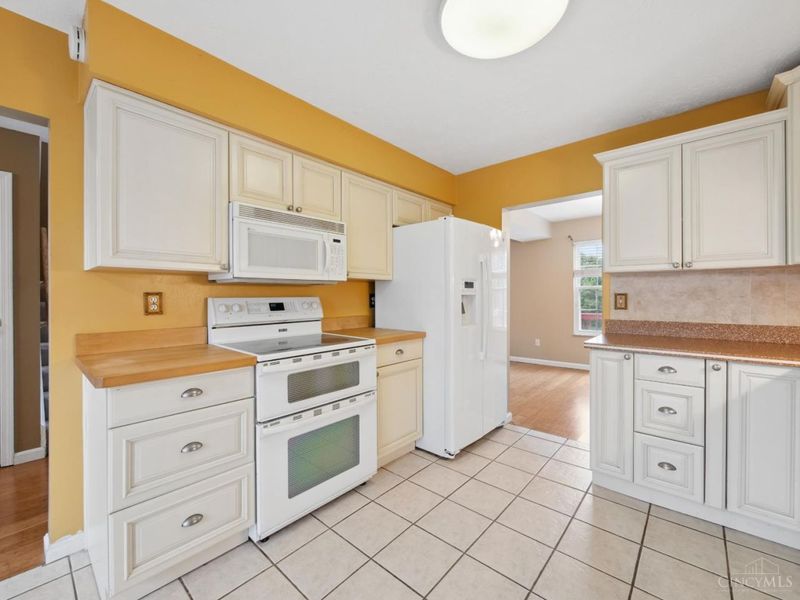 42 Applewood Drive, Fairfield, OH 45014 Photo 11