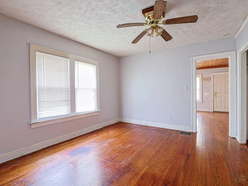 6636 Fairpark Avenue, Cincinnati, OH 45216 Photo 5