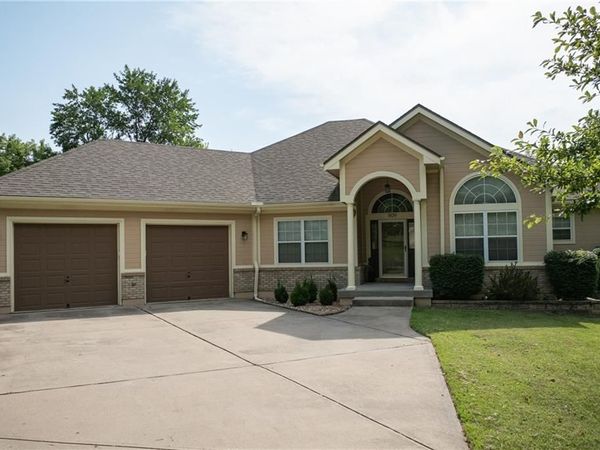 909 S Ann Street, Independence, MO 64056