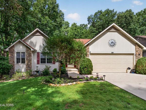 154 Glenwood Drive, Crossville, TN 38558