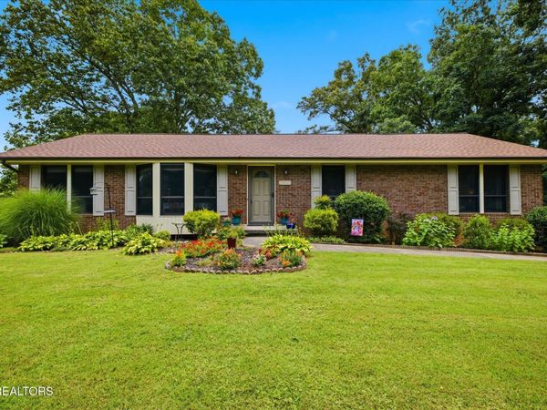12120 Ridgeland Drive, Knoxville, TN 37932