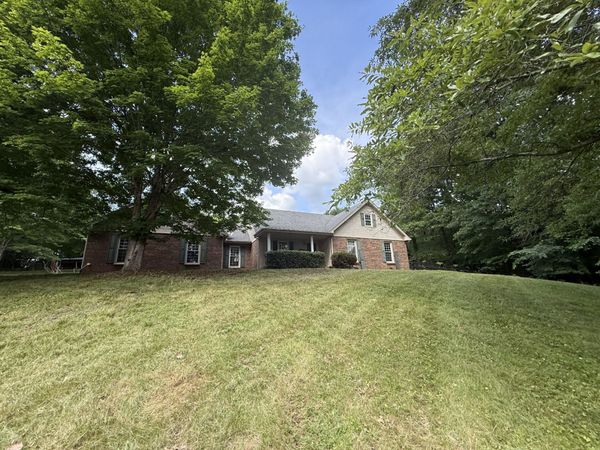 3737 Lylewood Rd , Woodlawn, TN 37191