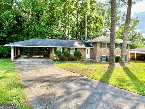 512 Donwood Lane SW, Marietta, GA 30060