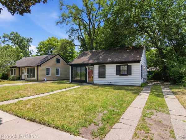 10431 Corning Street, Oak Park, Mi 48237