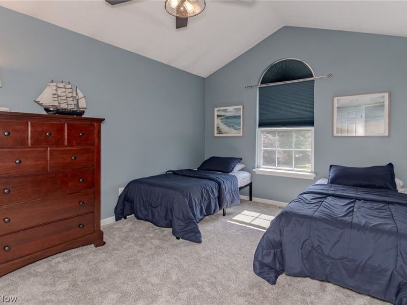 102 Middle Post Point , Chardon, OH 44024 Photo 20