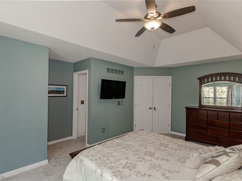 102 Middle Post Point , Chardon, OH 44024 Photo 30