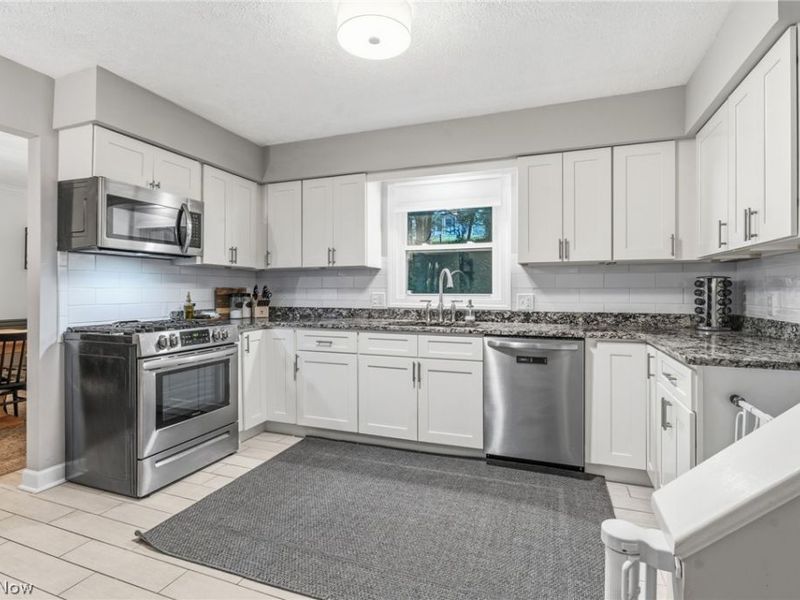 1884 Spring Valley Avenue NW, Canton, OH 44708 Photo 15