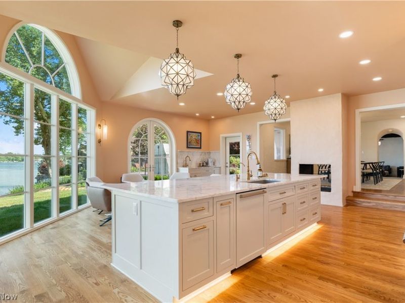 5252 Peninsula Drive NW, Canton, OH 44718 Photo 11