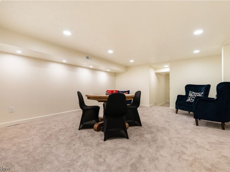 5252 Peninsula Drive NW, Canton, OH 44718 Photo 40