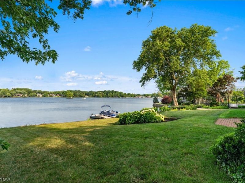 5252 Peninsula Drive NW, Canton, OH 44718 Photo 47