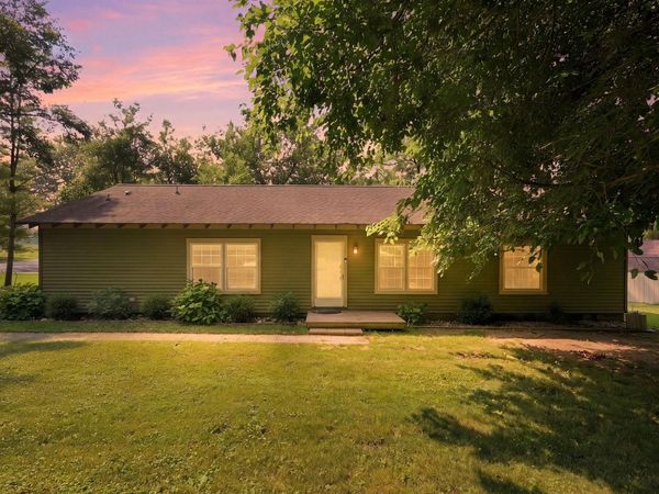 340 E Tulip Tree Lane, Warsaw, IN 46580