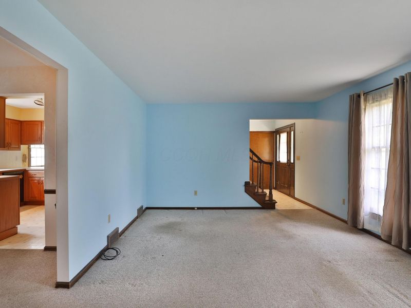 1533 Francisco Road, Columbus, OH 43220 Photo 10
