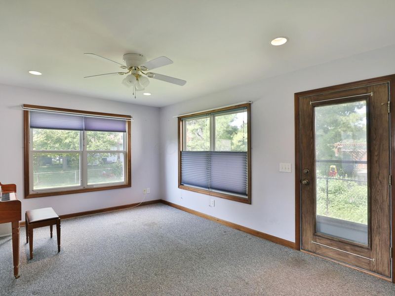 1533 Francisco Road, Columbus, OH 43220 Photo 19
