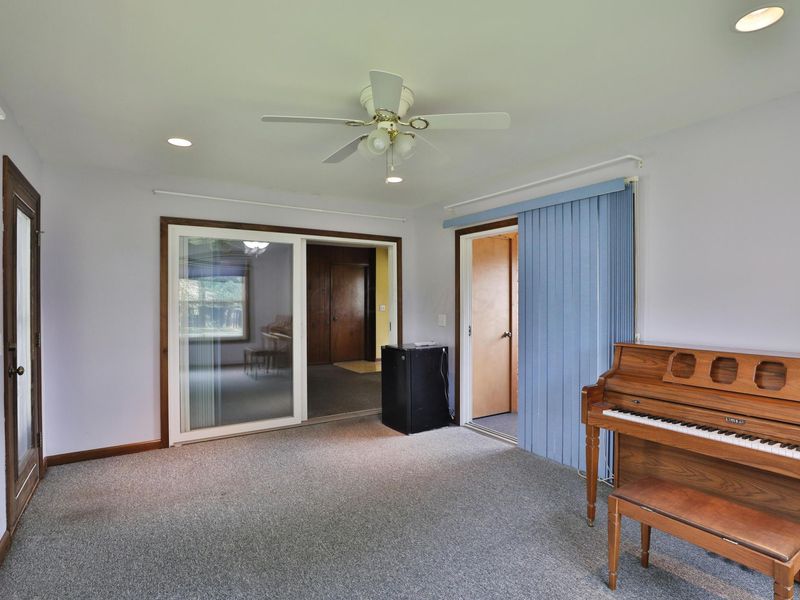 1533 Francisco Road, Columbus, OH 43220 Photo 21