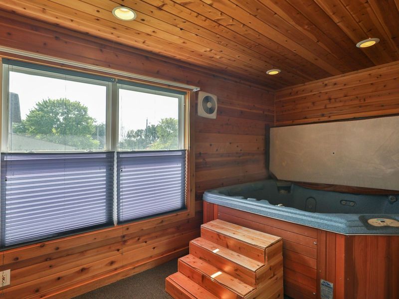 1533 Francisco Road, Columbus, OH 43220 Photo 23