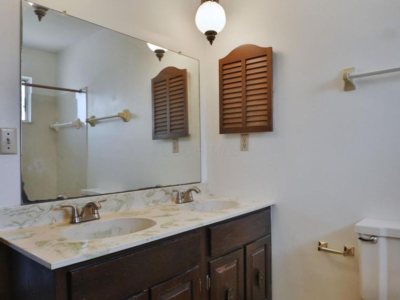 1533 Francisco Road, Columbus, OH 43220 Photo 37