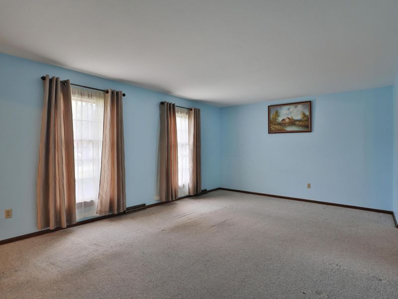 1533 Francisco Road, Columbus, OH 43220 Photo 8