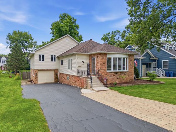 5417 Blodgett Avenue , Downers Grove, IL 60515