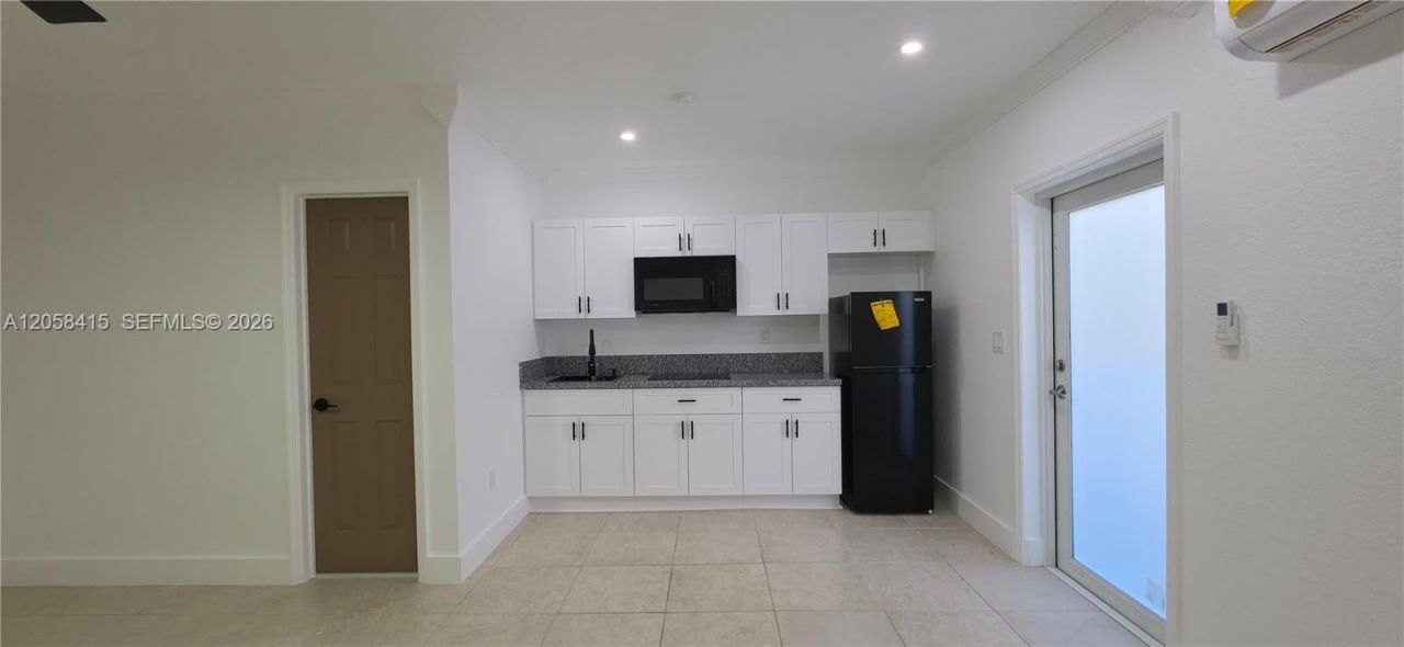 15182 SW 69th St , Unit 2, Miami, FL 33193 Photo
