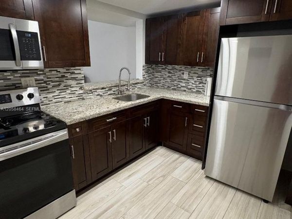 8015 SW 107th Ave, Unit 222, Miami, FL 33173
