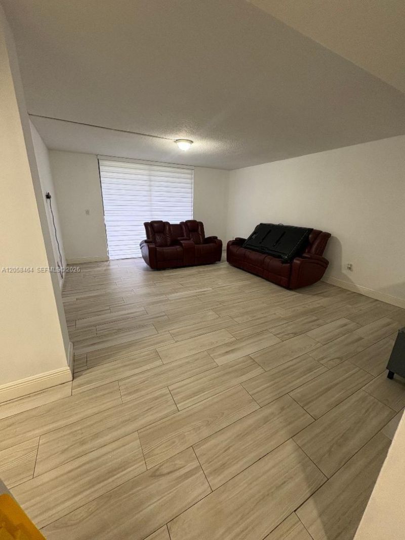 8015 SW 107th Ave, Unit 222, Miami, FL 33173 Photo
