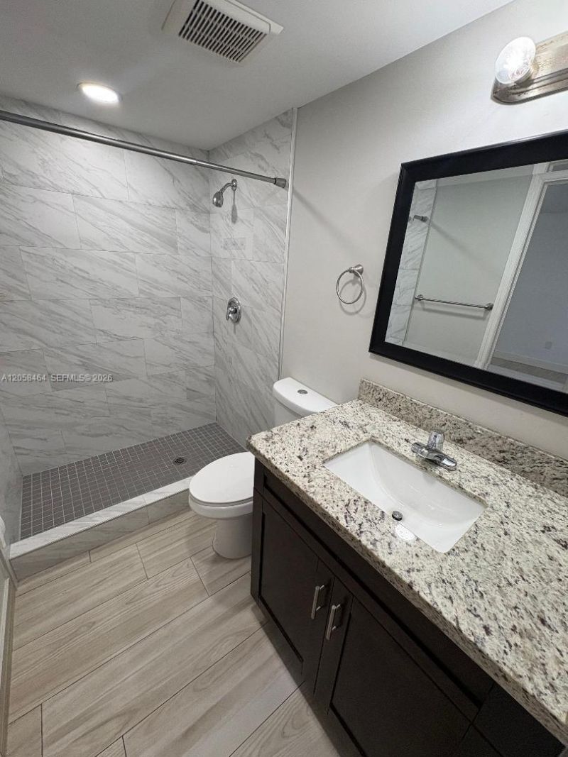8015 SW 107th Ave, Unit 222, Miami, FL 33173 Photo