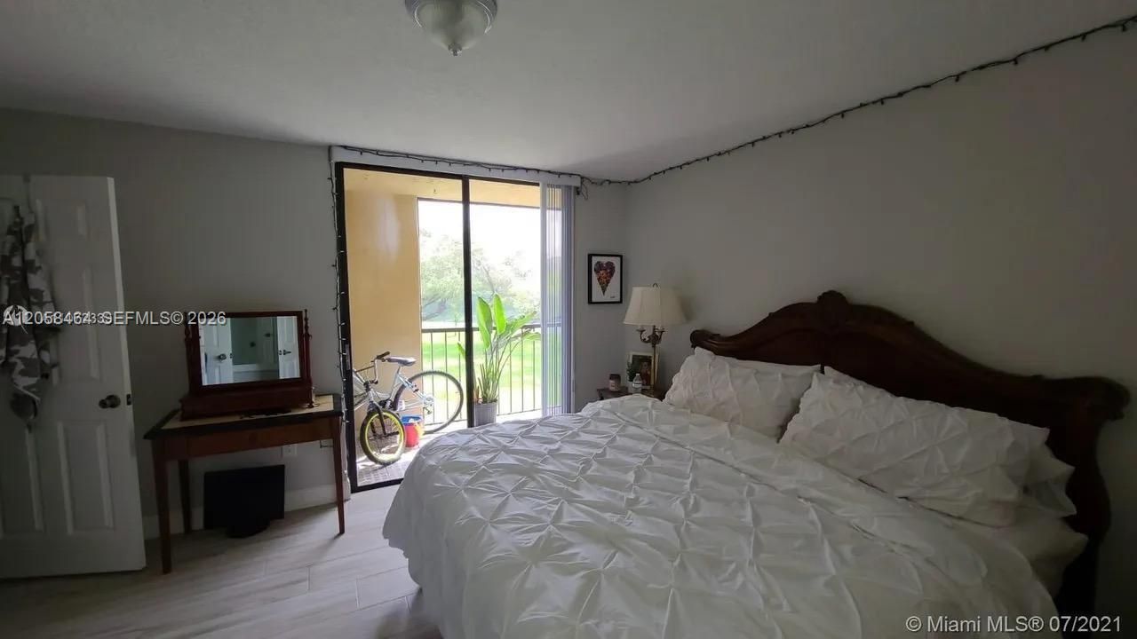 8015 SW 107th Ave , Unit 222, Miami, FL 33173 Photo