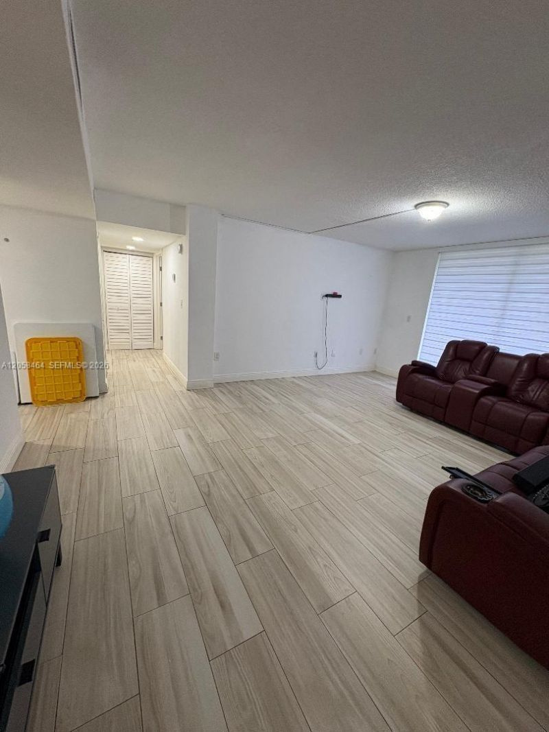 8015 SW 107th Ave, Unit 222, Miami, FL 33173 Photo