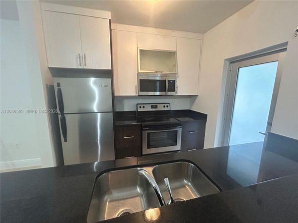 1034 Lenox Ave , Unit 8, Miami Beach, FL 33139
