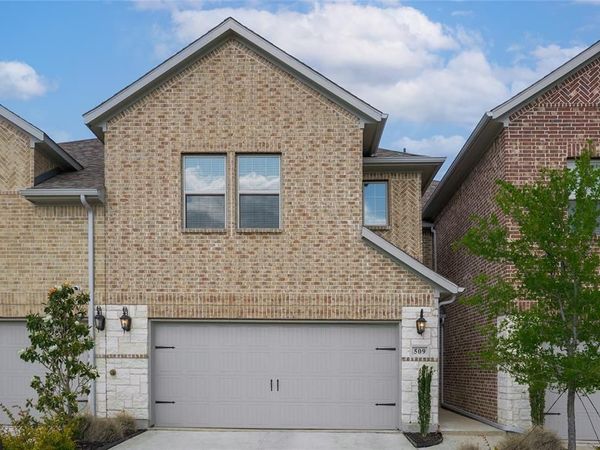509 Hutchinson Lane, Lewisville, TX 75077