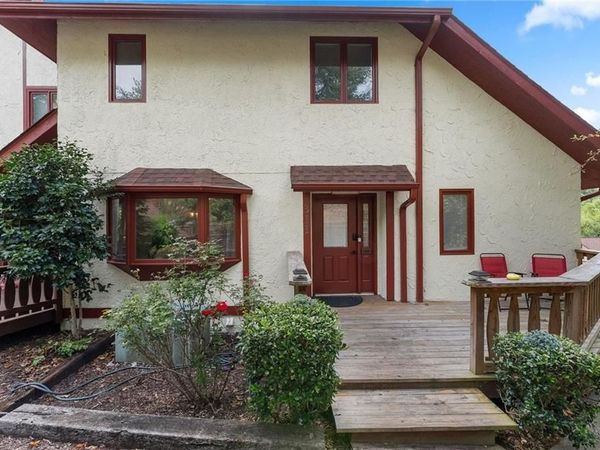 327 Brucken Strasse , Unit 311, Helen, GA 30545