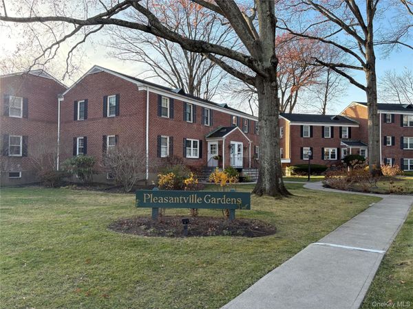 291 Manville Road , Unit 2D, Pleasantville, NY 10570