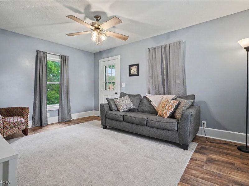 470 Secrist Lane, Girard, OH 44420 Photo 10