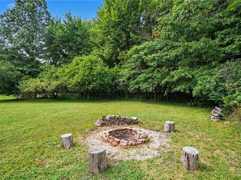 470 Secrist Lane, Girard, OH 44420 Photo 23