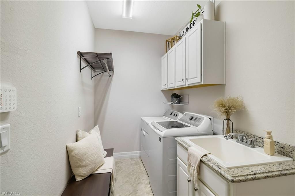 19012 Elston Way, Estero, FL 33928 Photo