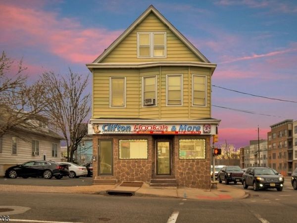 673 Clifton Ave, Clifton, NJ 07011