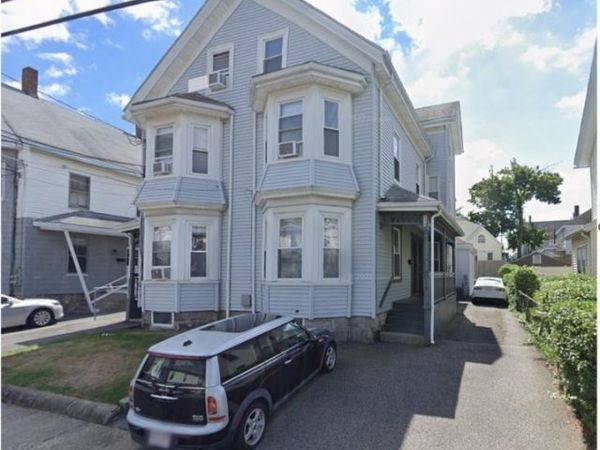 121 Chestnut, Unit 1, Waltham, MA 02453