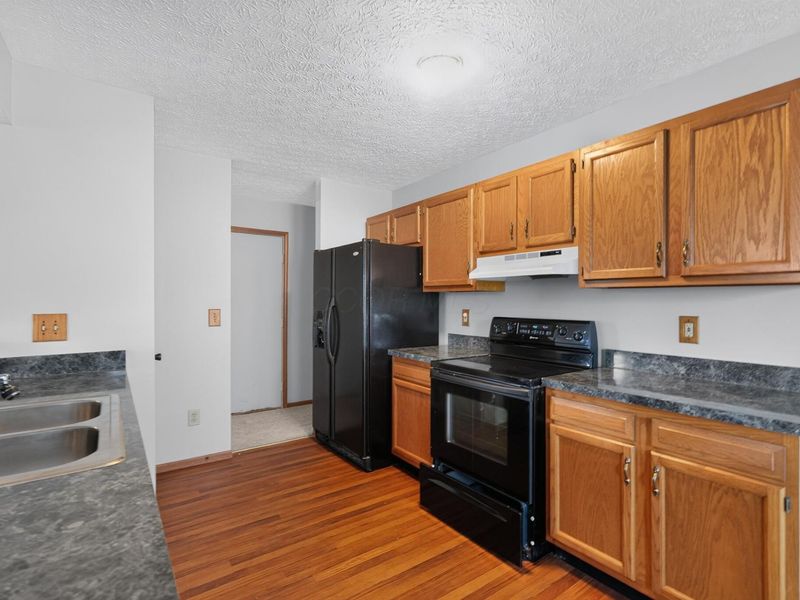 3158 El Nino Drive , Columbus, OH 43204 Photo 8