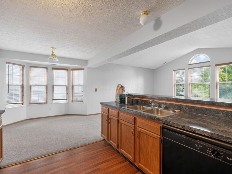 3158 El Nino Drive , Columbus, OH 43204 Photo 9