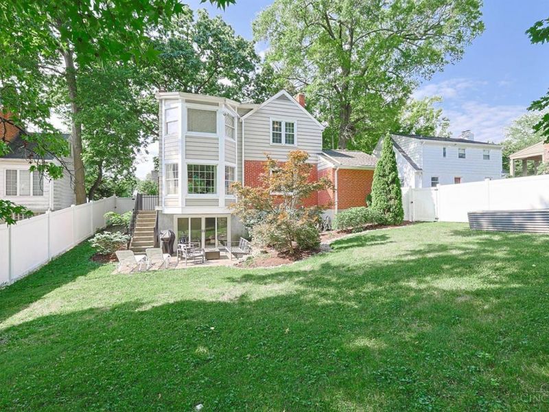 34 Forest Avenue, Wyoming, OH 45215 Photo 52