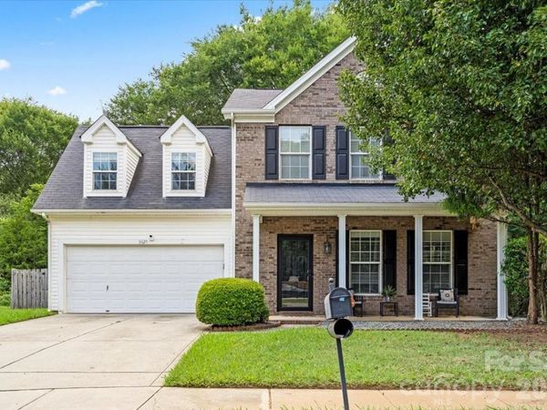 9025 Davis Crossing Court, Charlotte, NC 28269