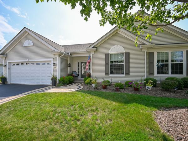 215 Honors Drive , Shorewood, IL 60404