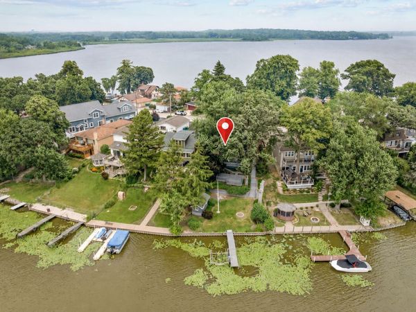 176 Riverside Island Drive , Fox Lake, IL 60020