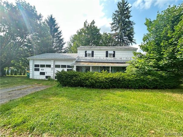 6775 E Lake Rd, Castile, NY 14427