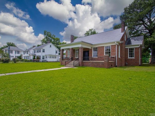 2200 Wolfe Street, Little Rock, AR 72202