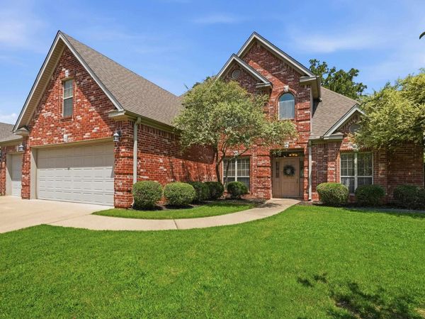 135 Marseille Drive, Maumelle, AR 72113