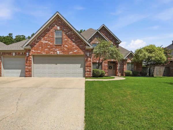 135 Marseille Drive, Maumelle, AR 72113