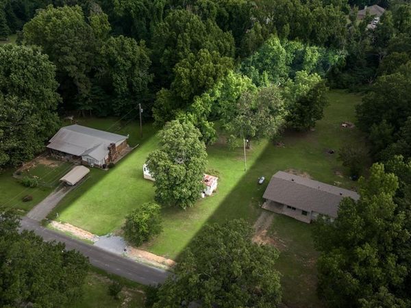 6 Simmons Lane , Conway, AR 72032