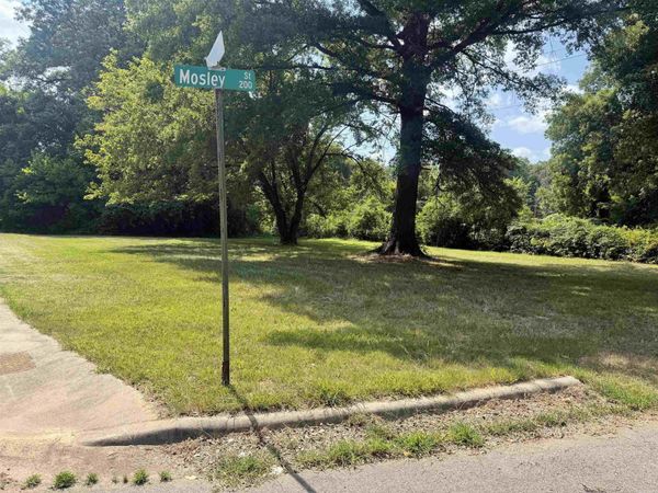 203 Mosley Street , North Little Rock, AR 72117