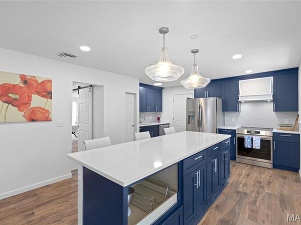 12457 Cohasset Lane, St Louis, MO 63146